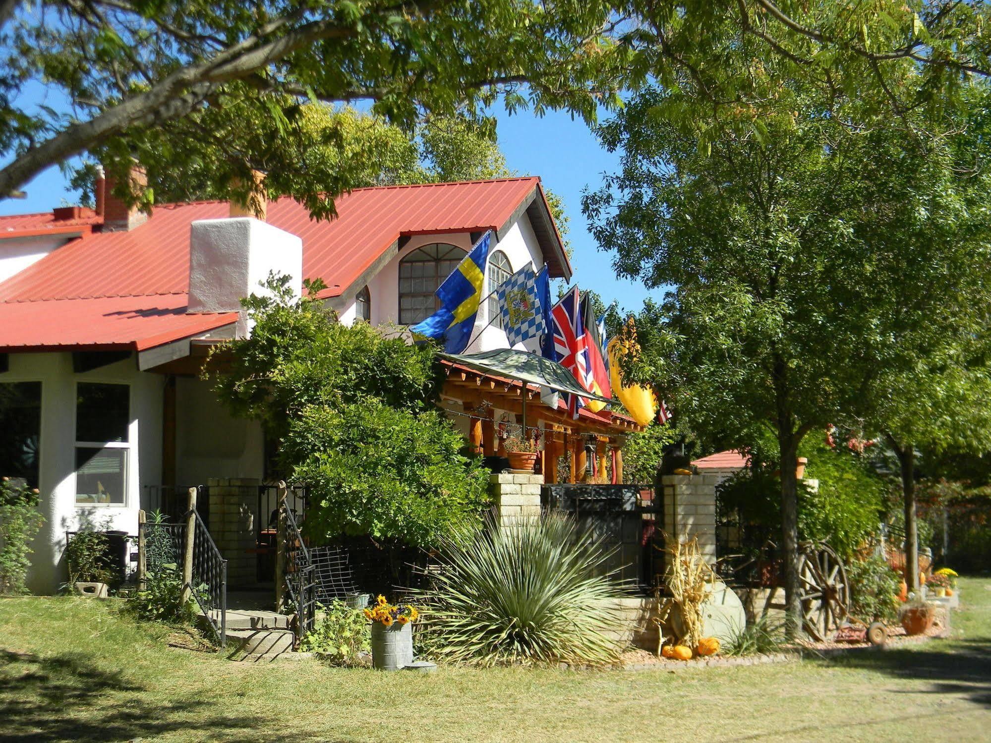 Red Horse Bed And Breakfast 阿尔伯克基 外观 照片